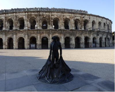 Les Arnes de Nmes et leur histoire